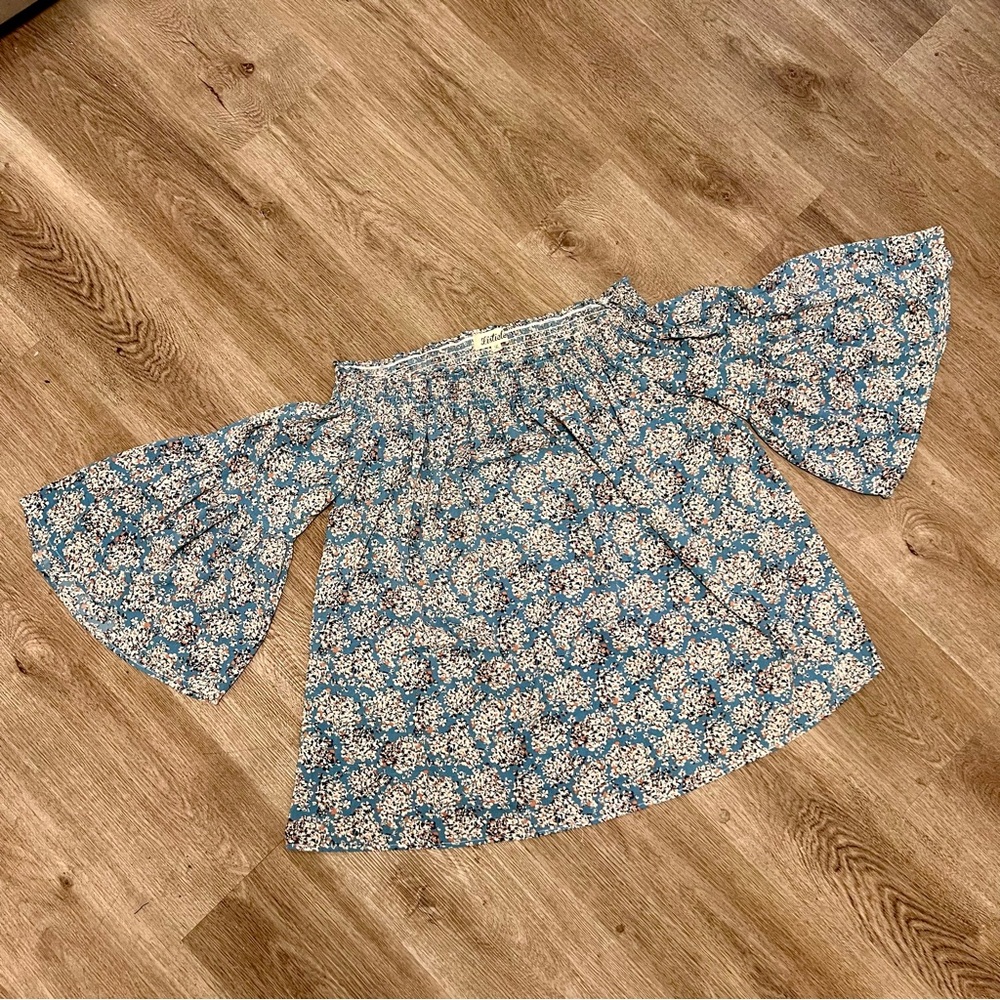 Listicle Off the Shoulder Blouse E1